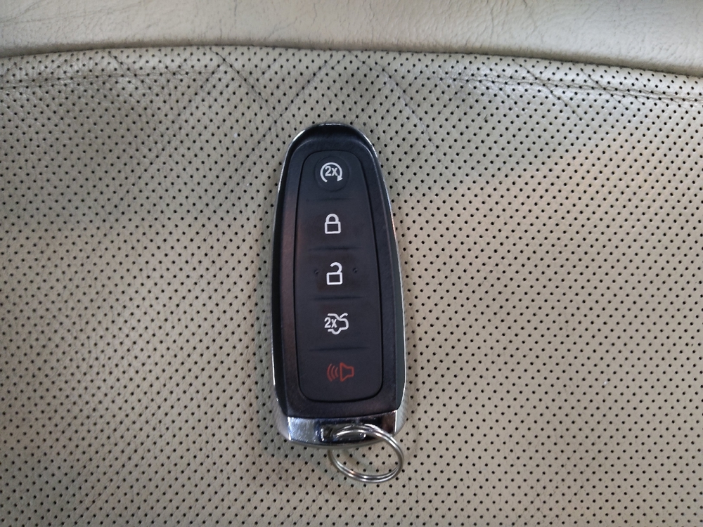 2019 Ford Flex Limited - Photo 25