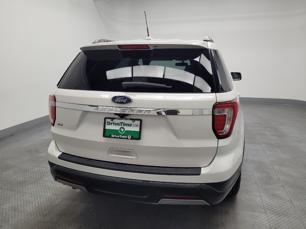 2019 Ford Explorer XLT - Photo 6