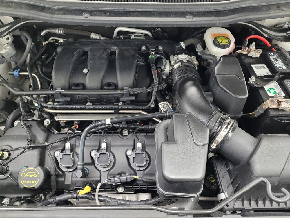 2019 Ford Explorer XLT - Photo 23