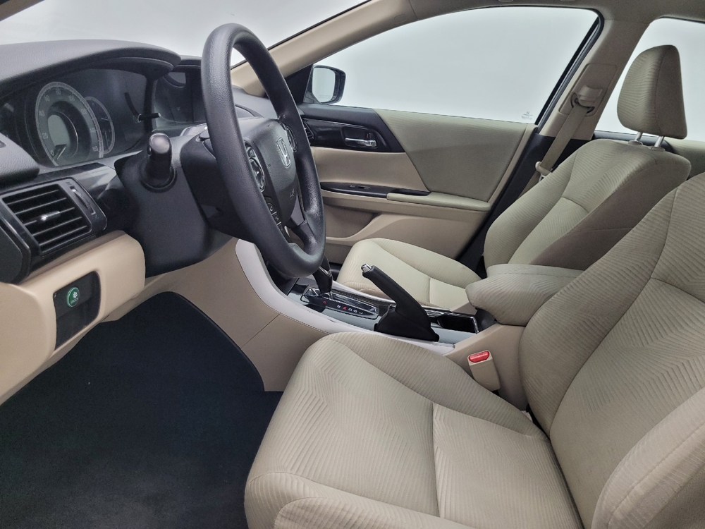 2017 Honda Accord LX - Photo 13