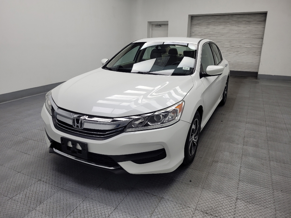 2017 Honda Accord LX - Photo 12