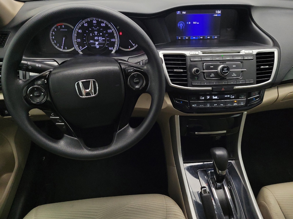 2017 Honda Accord LX - Photo 17