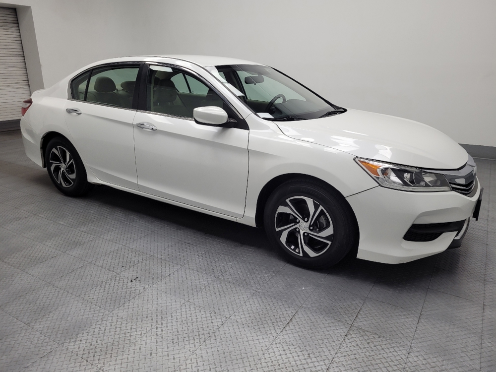 2017 Honda Accord LX - Photo 9