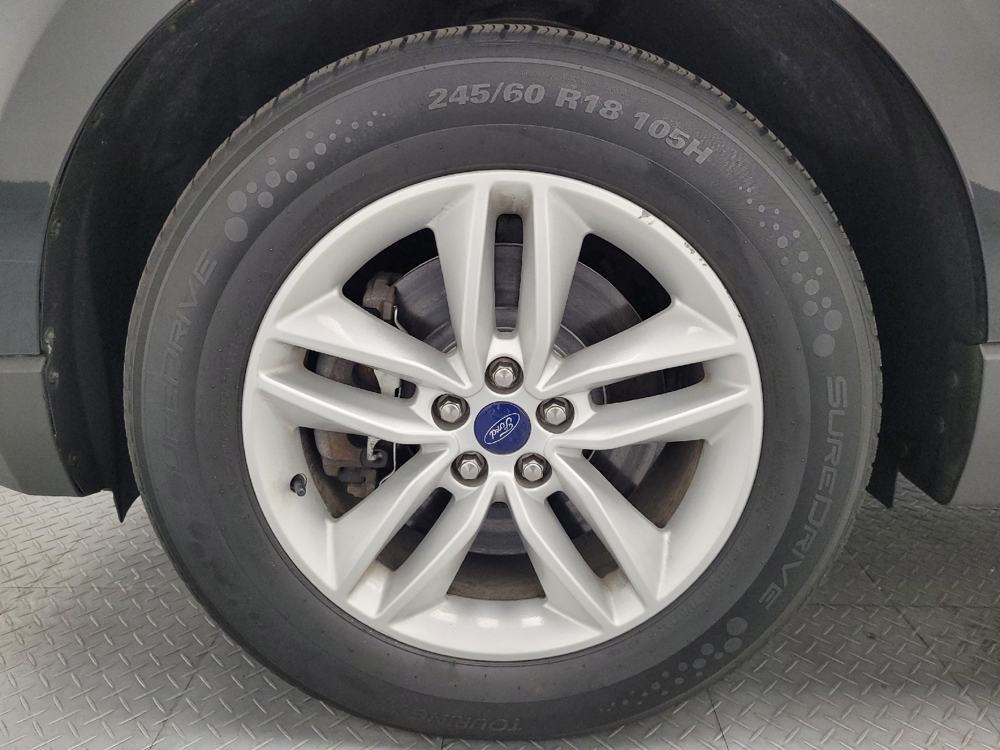 2017 Ford Edge SEL - Photo 24