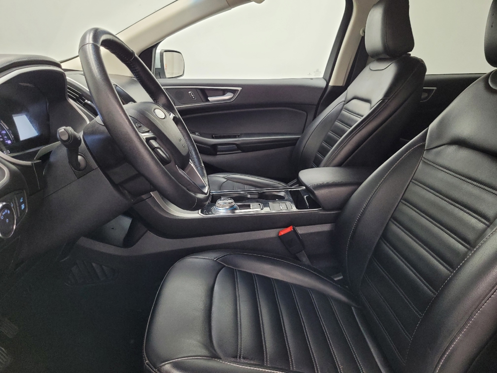 2020 Ford Edge SEL - Photo 13