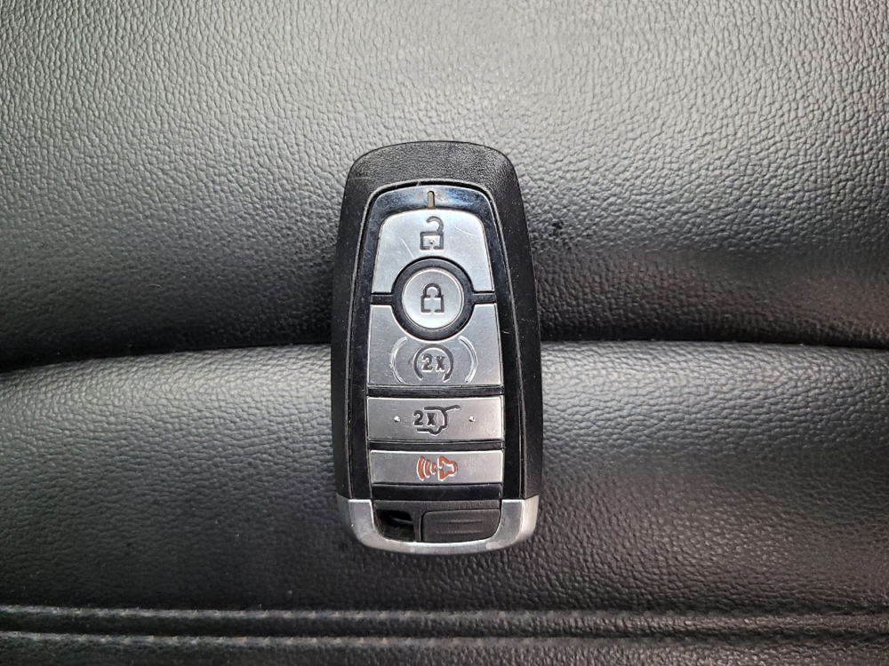 2020 Ford Edge SEL - Photo 25