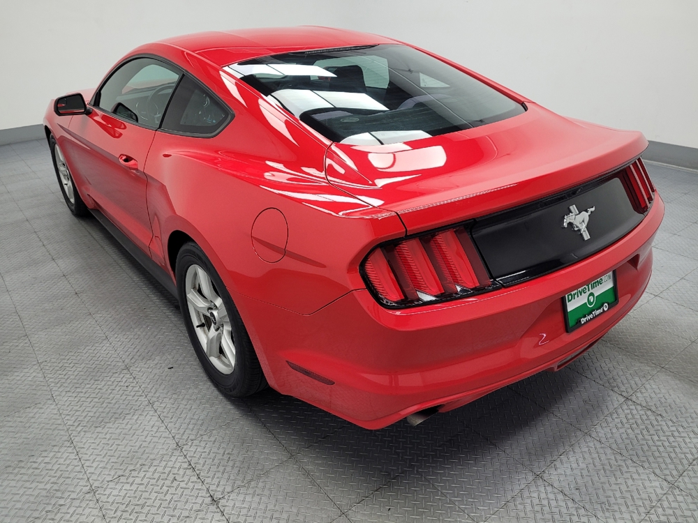2017 Ford Mustang V6 - Photo 4