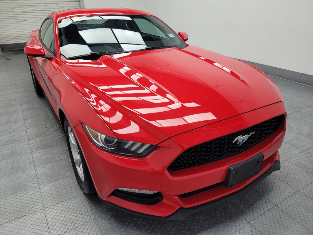 2017 Ford Mustang V6 - Photo 11