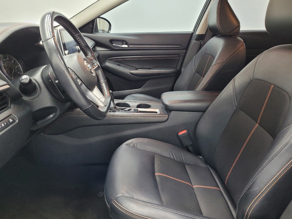 2022 Nissan Altima SR - Photo 13