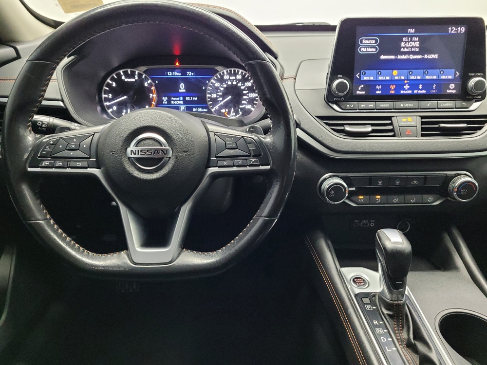 2022 Nissan Altima SR - Photo 17