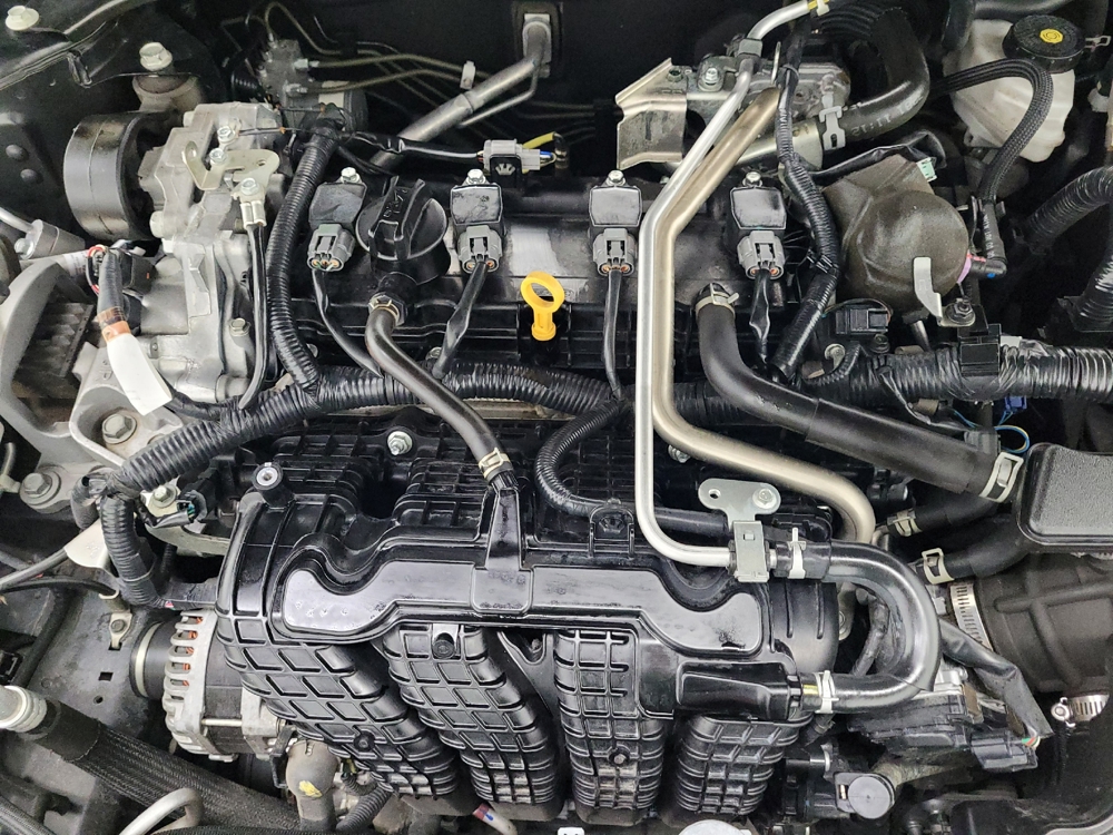2022 Nissan Altima SR - Photo 23