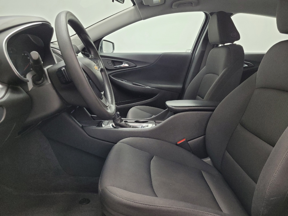 2025 Chevrolet Malibu 1LS - Photo 13