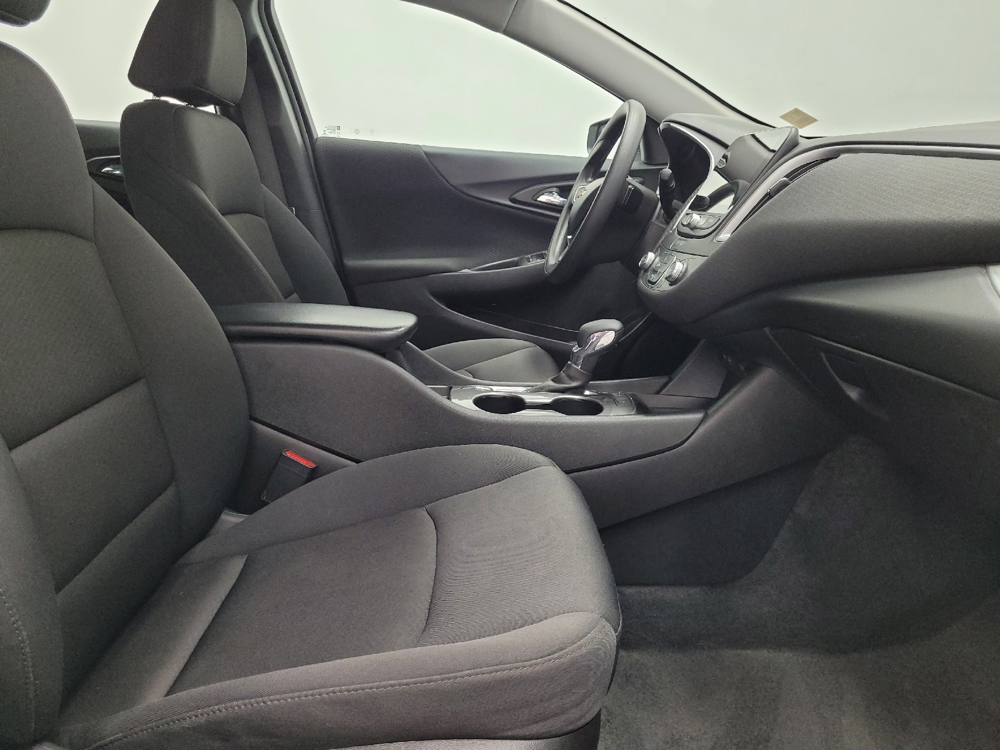 2025 Chevrolet Malibu 1LS - Photo 16