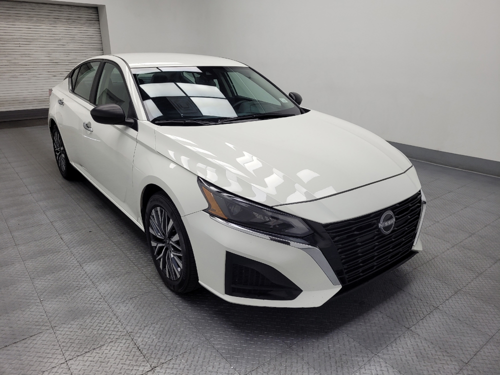 2025 Nissan Altima SV - Photo 10