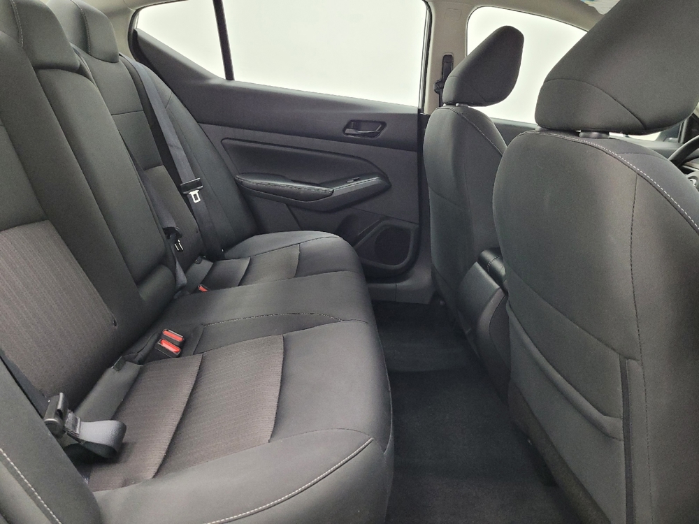 2025 Nissan Altima SV - Photo 15