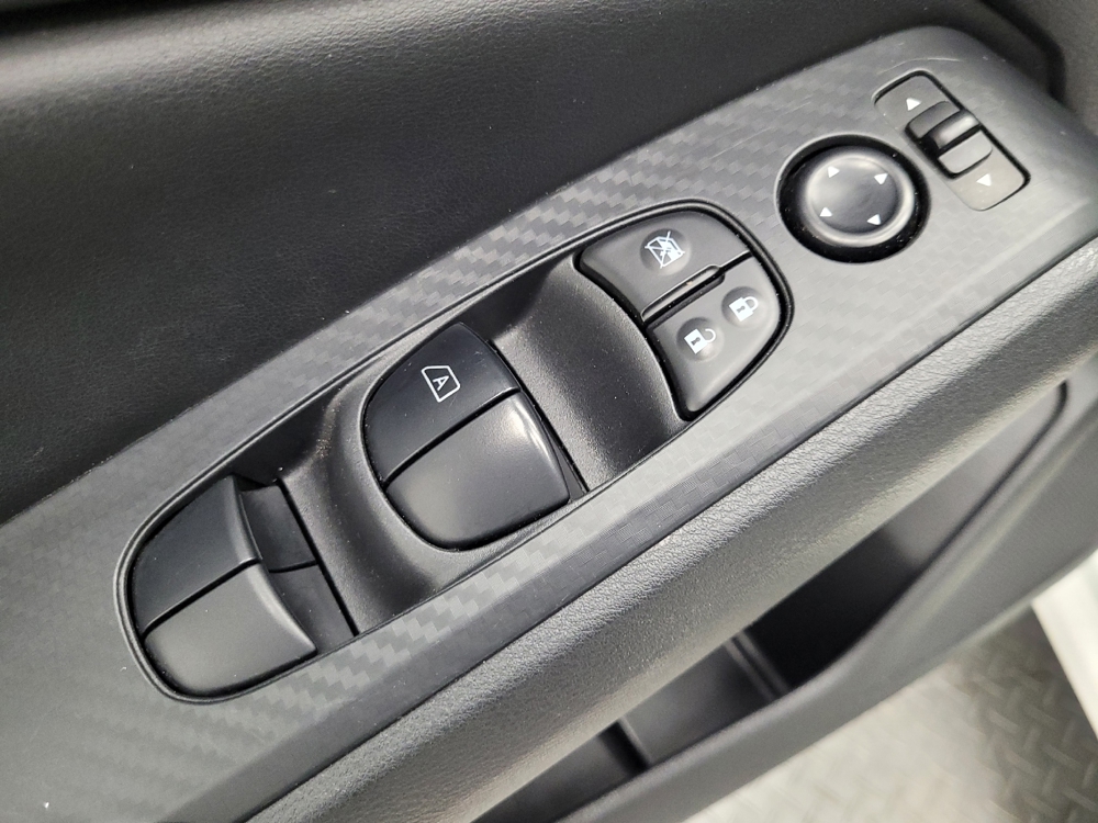 2025 Nissan Altima SV - Photo 21