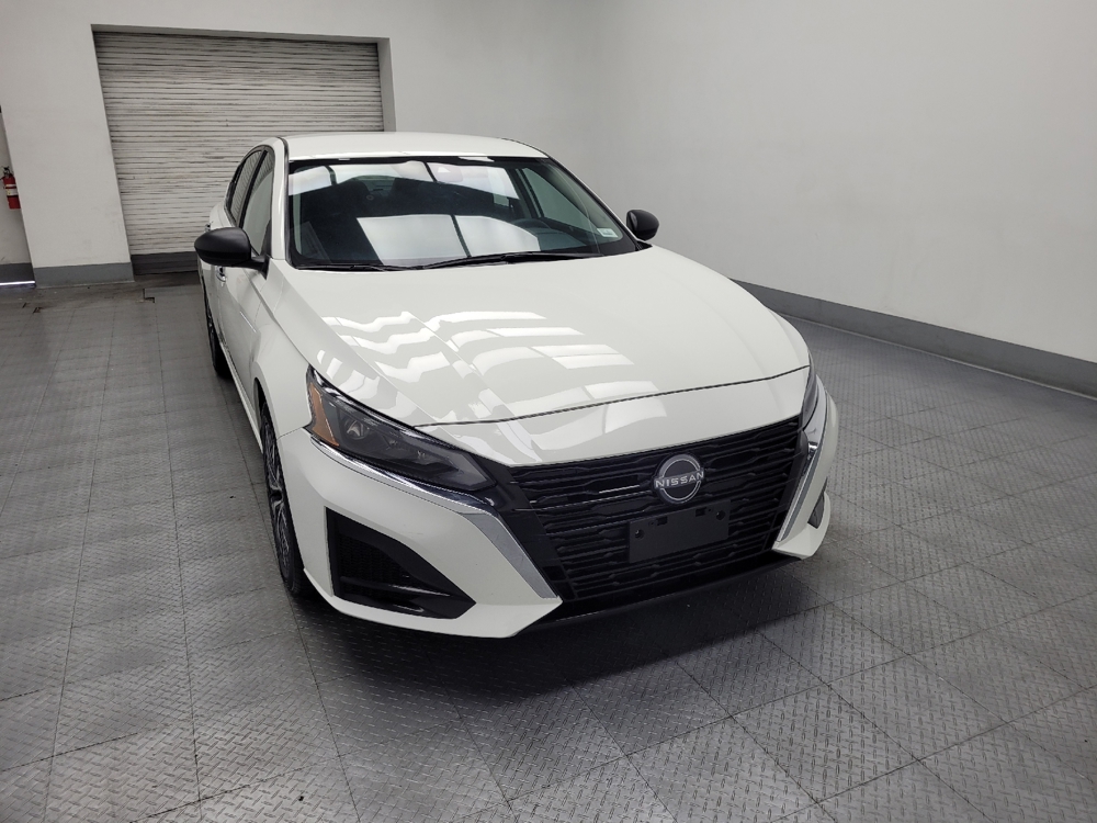 2025 Nissan Altima SV - Photo 11