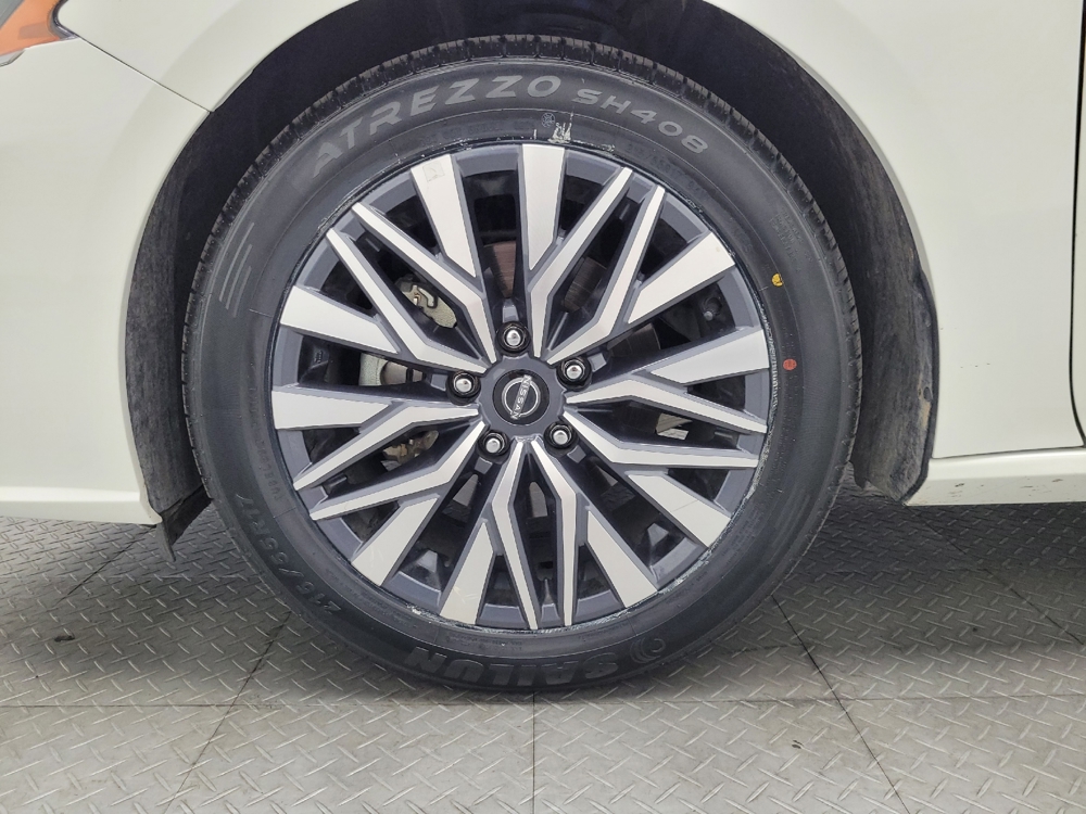2025 Nissan Altima SV - Photo 24