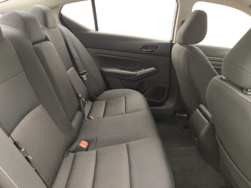 2025 Nissan Altima SV - Photo 15