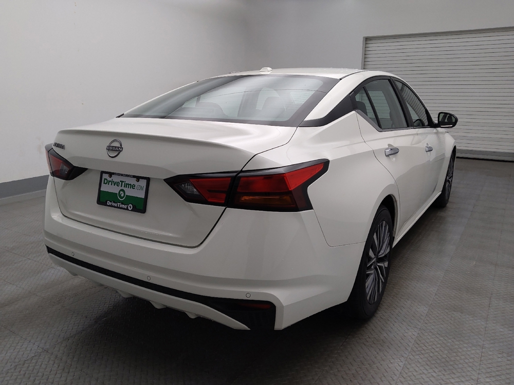 2025 Nissan Altima SV - Photo 6