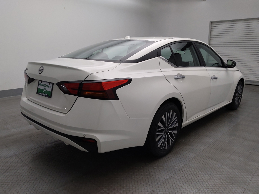 2025 Nissan Altima SV - Photo 7
