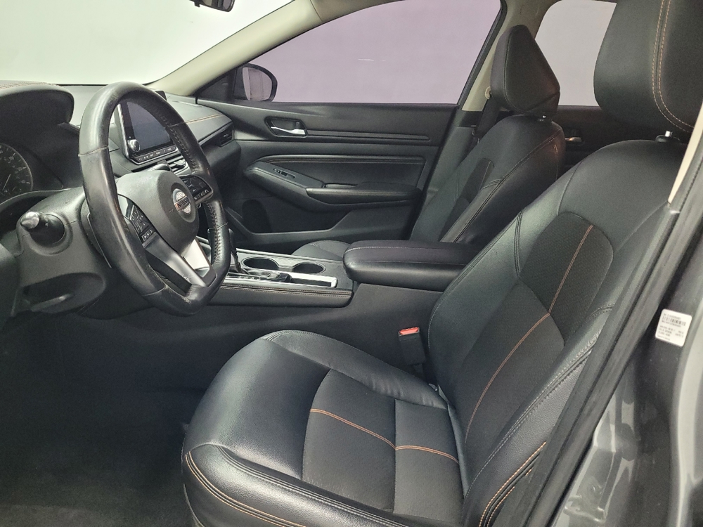 2019 Nissan Altima SR - Photo 13