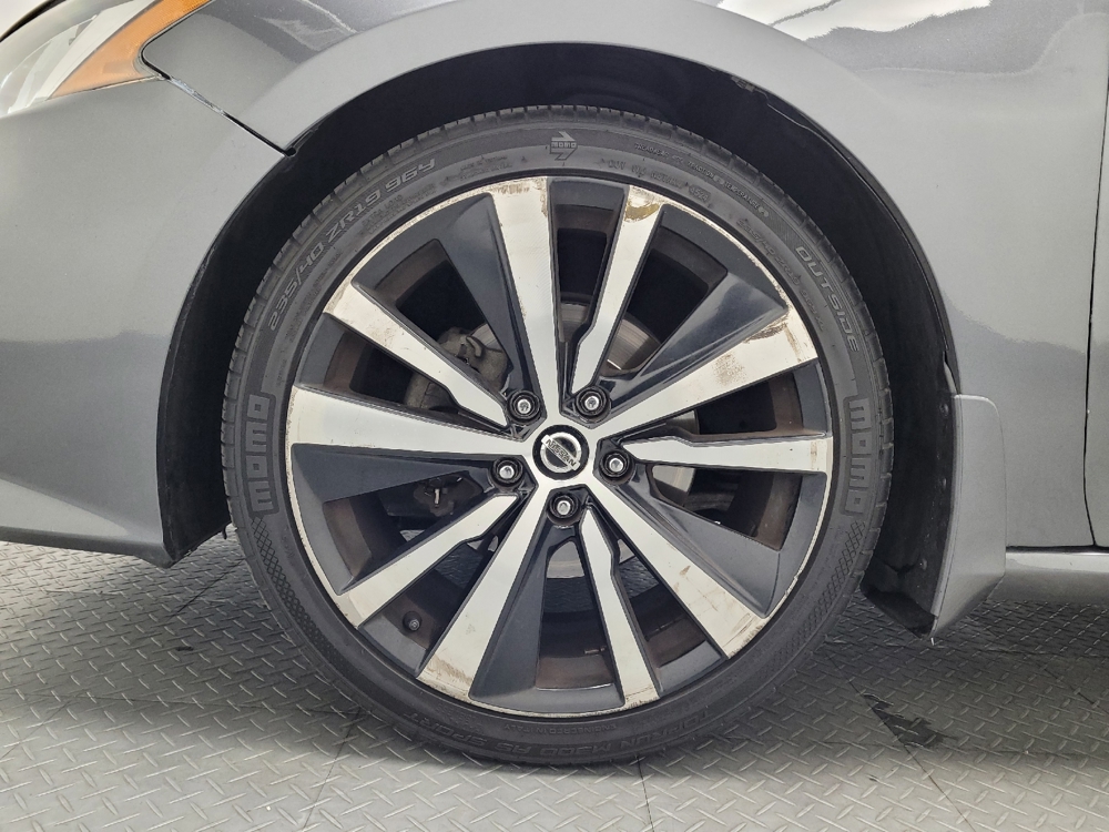 2019 Nissan Altima SR - Photo 24