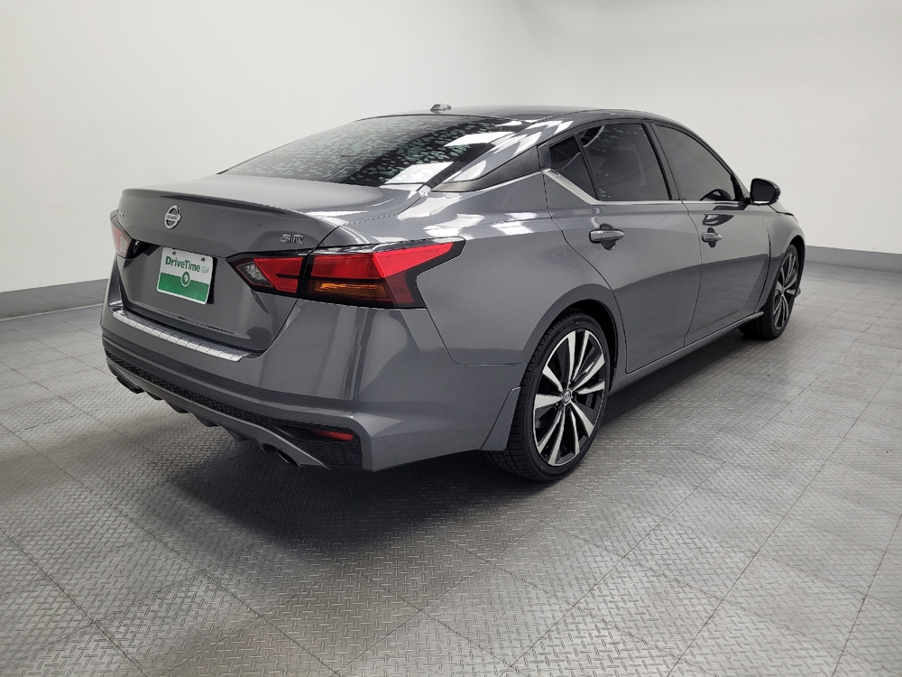 2019 Nissan Altima SR - Photo 8