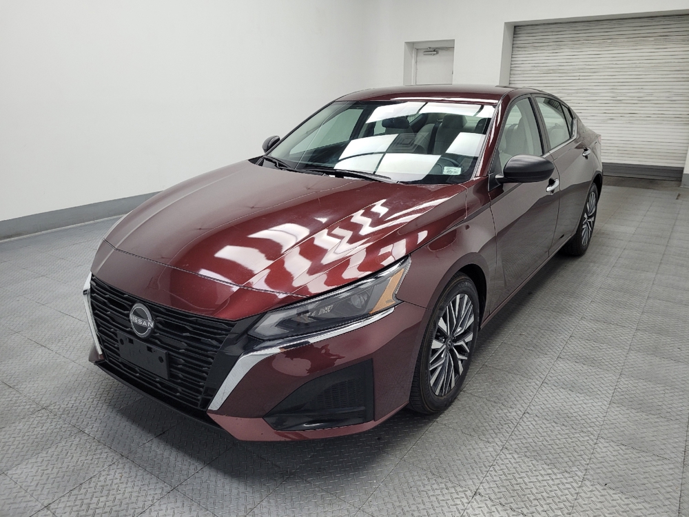 2025 Nissan Altima