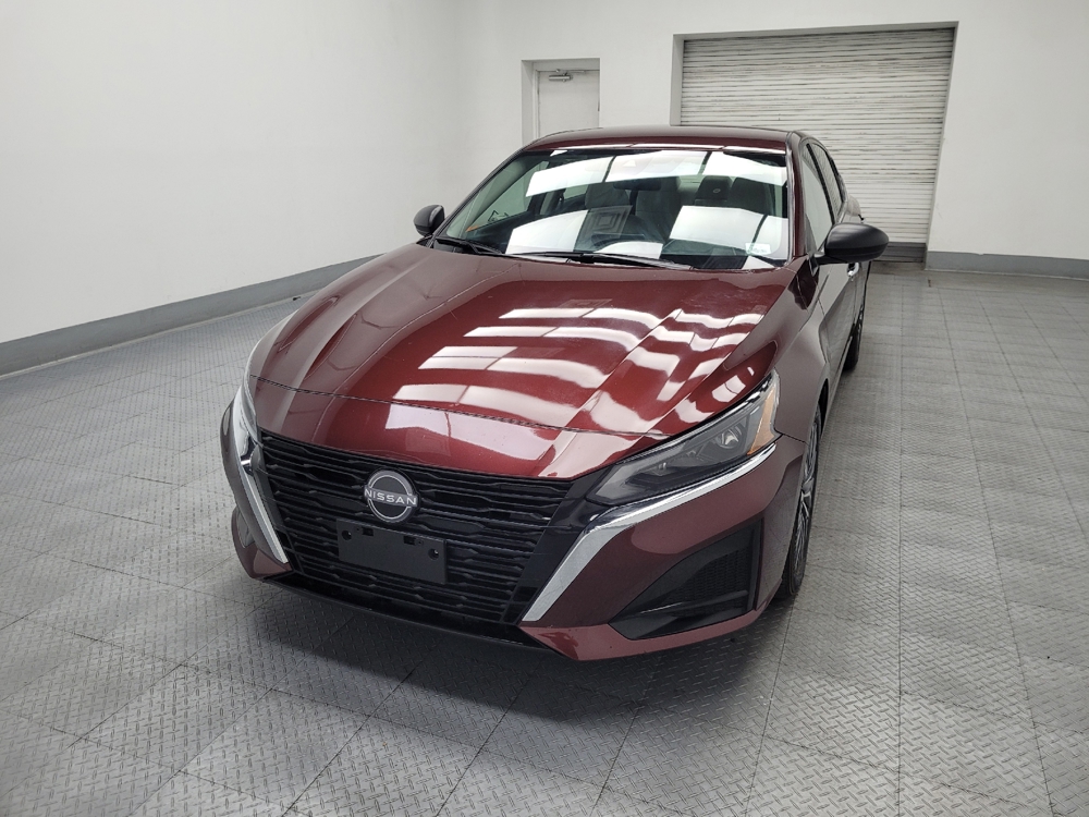 2025 Nissan Altima SV - Photo 12