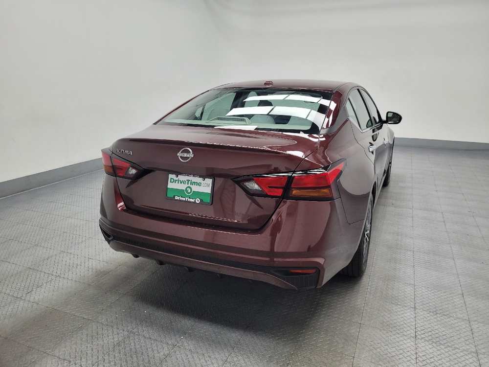2025 Nissan Altima SV - Photo 6