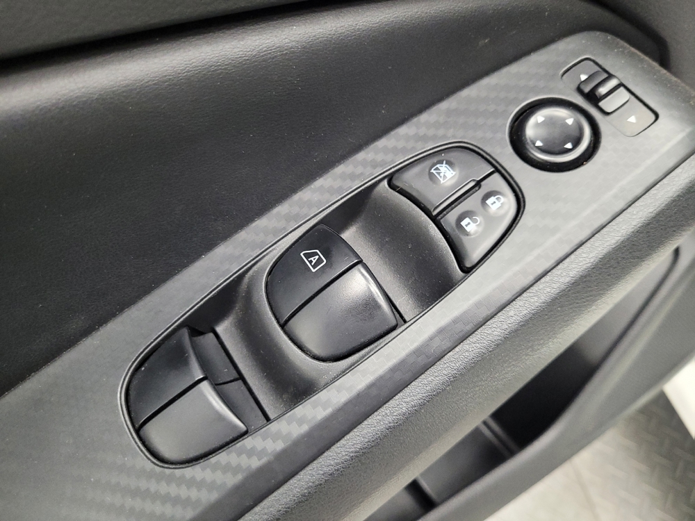 2025 Nissan Altima SV - Photo 21