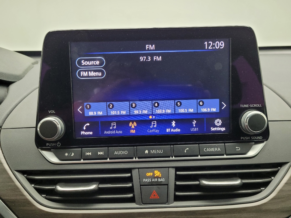 2025 Nissan Altima SV - Photo 19