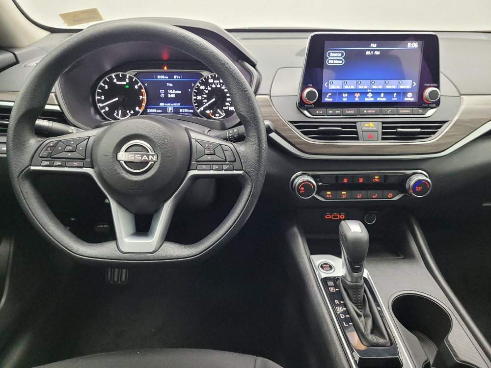 2025 Nissan Altima SV - Photo 17