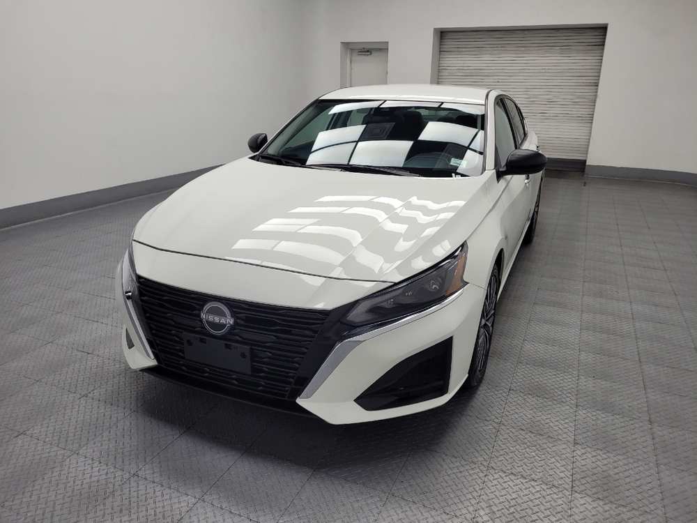 2025 Nissan Altima SV - Photo 12