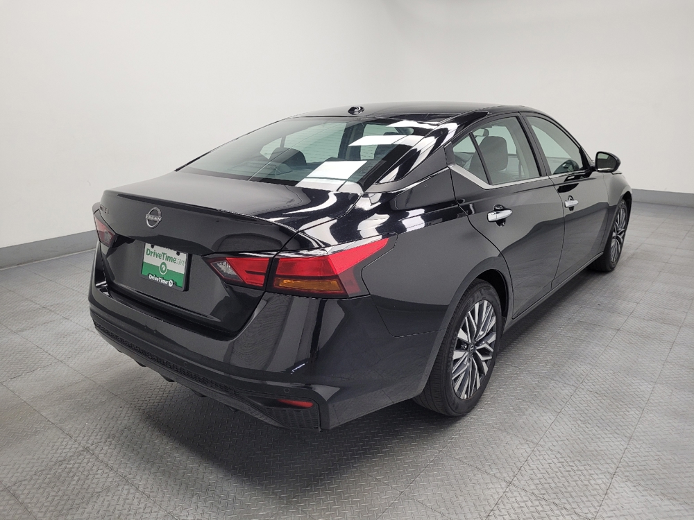 2025 Nissan Altima SV - Photo 7