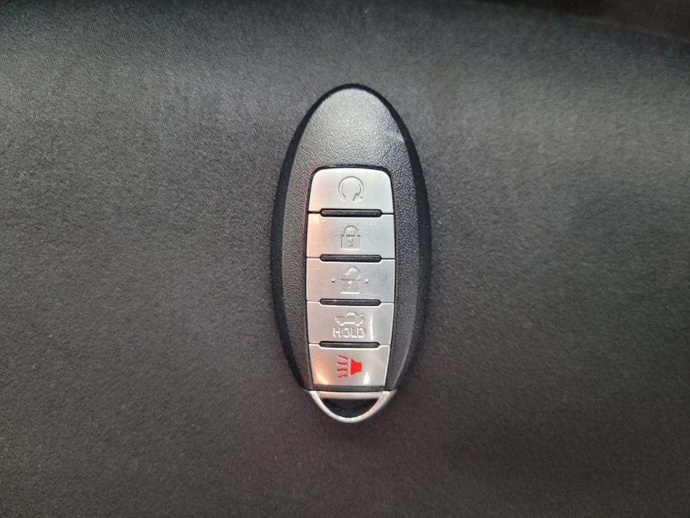 2025 Nissan Altima SV - Photo 25