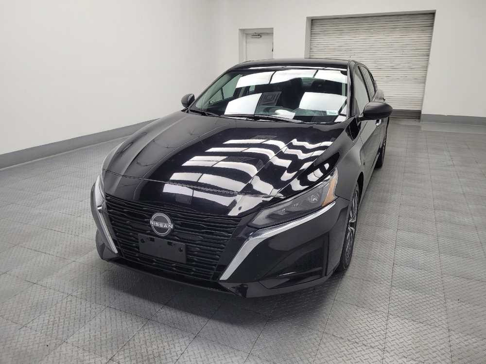 2025 Nissan Altima SV - Photo 12