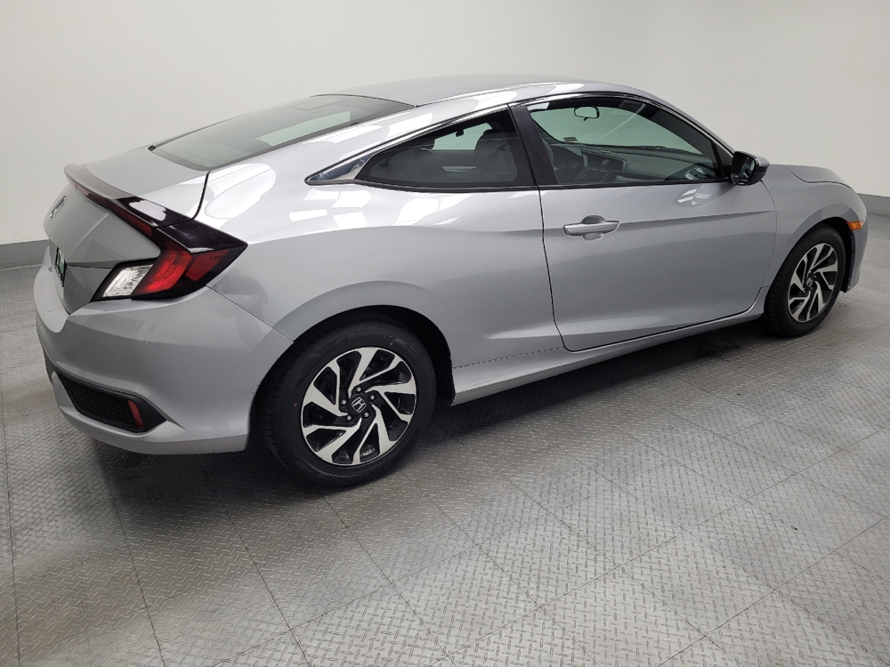 2018 Honda Civic LX - Photo 8