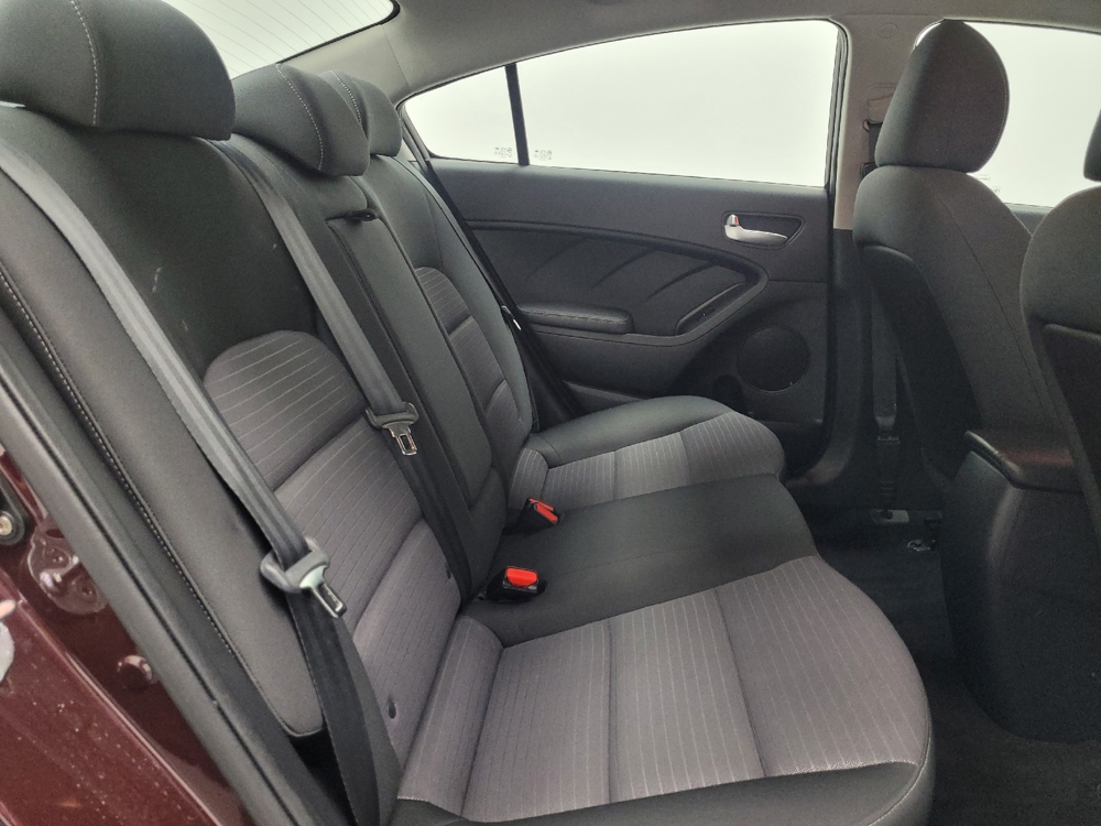 2017 Kia Forte LX - Photo 15