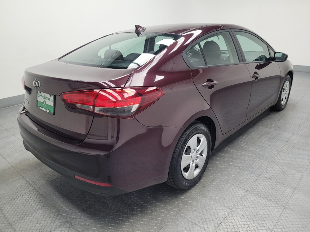 2017 Kia Forte LX - Photo 7