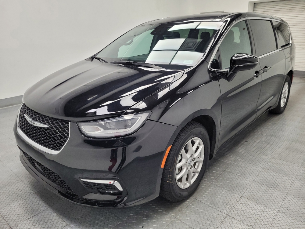 2025 Chrysler Pacifica