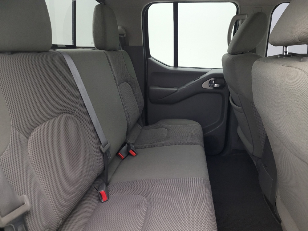 2020 Nissan Frontier SV - Photo 15