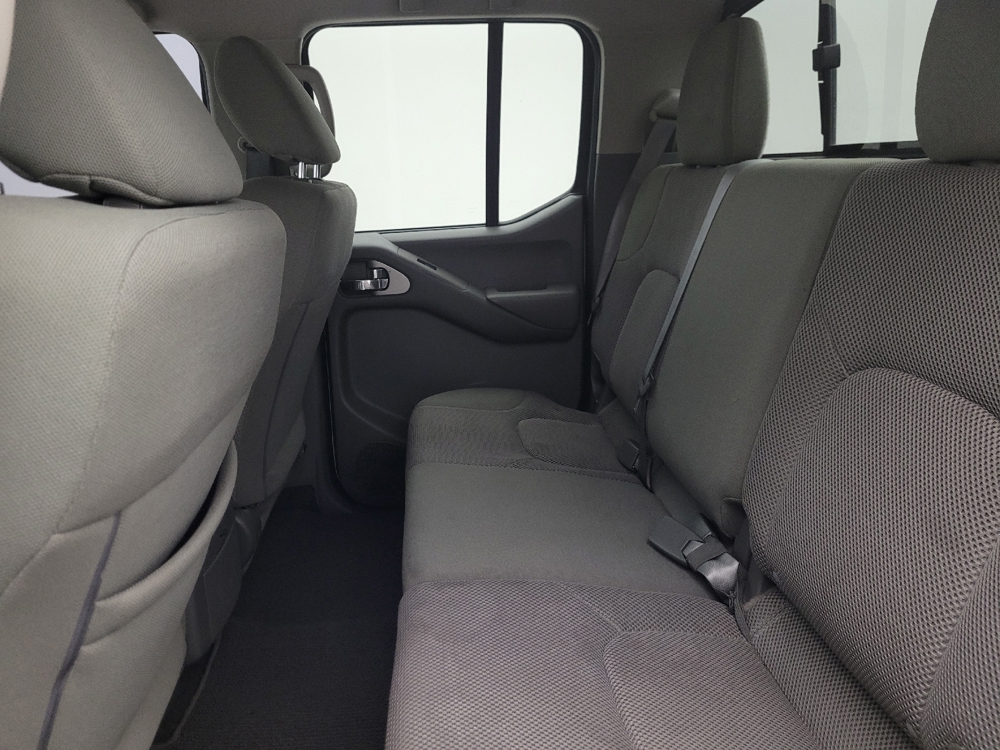 2020 Nissan Frontier SV - Photo 14