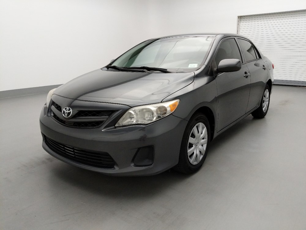 Used 2013 Toyota Corolla Driver Front Bumper