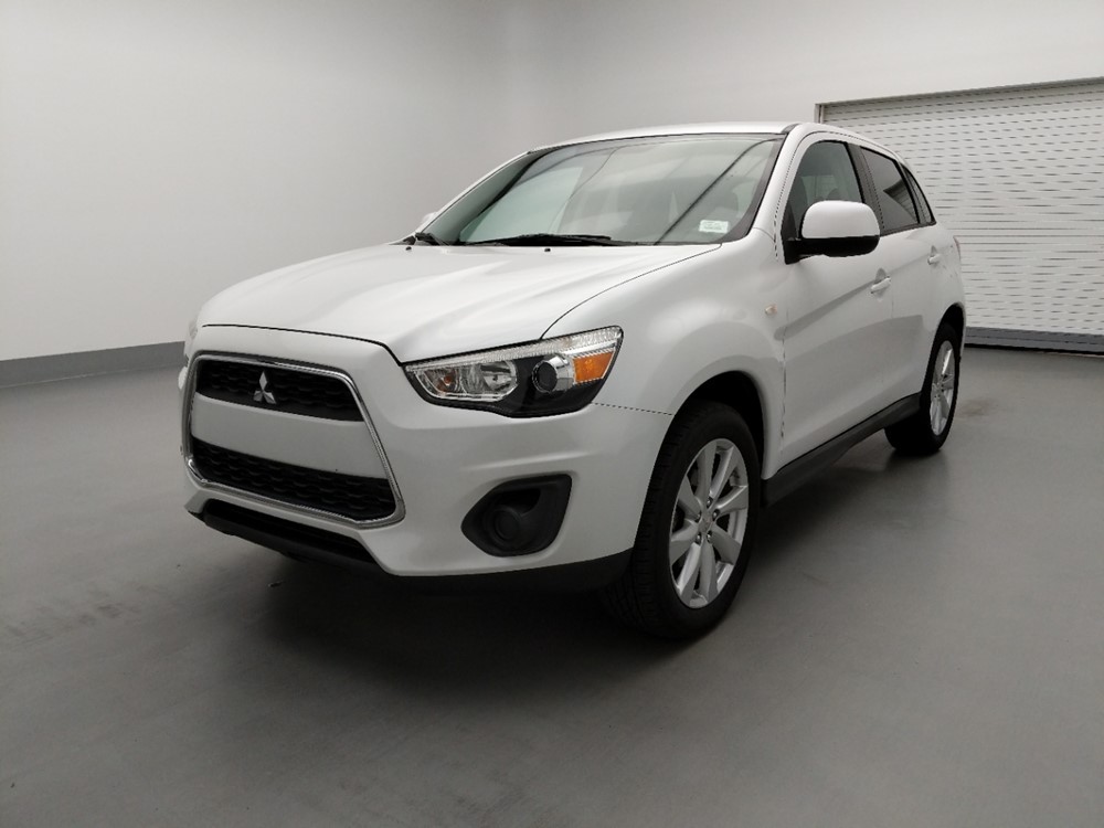 Used 2015 Mitsubishi Outlander Driver Front Bumper