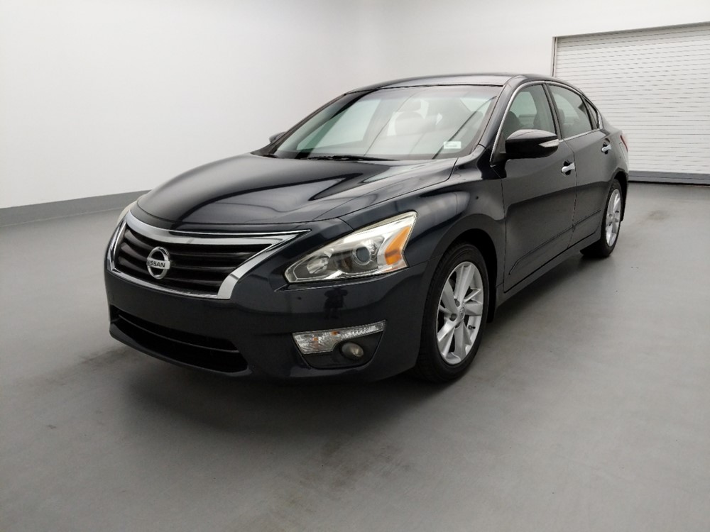 Used 2013 Nissan Altima Driver Front Bumper
