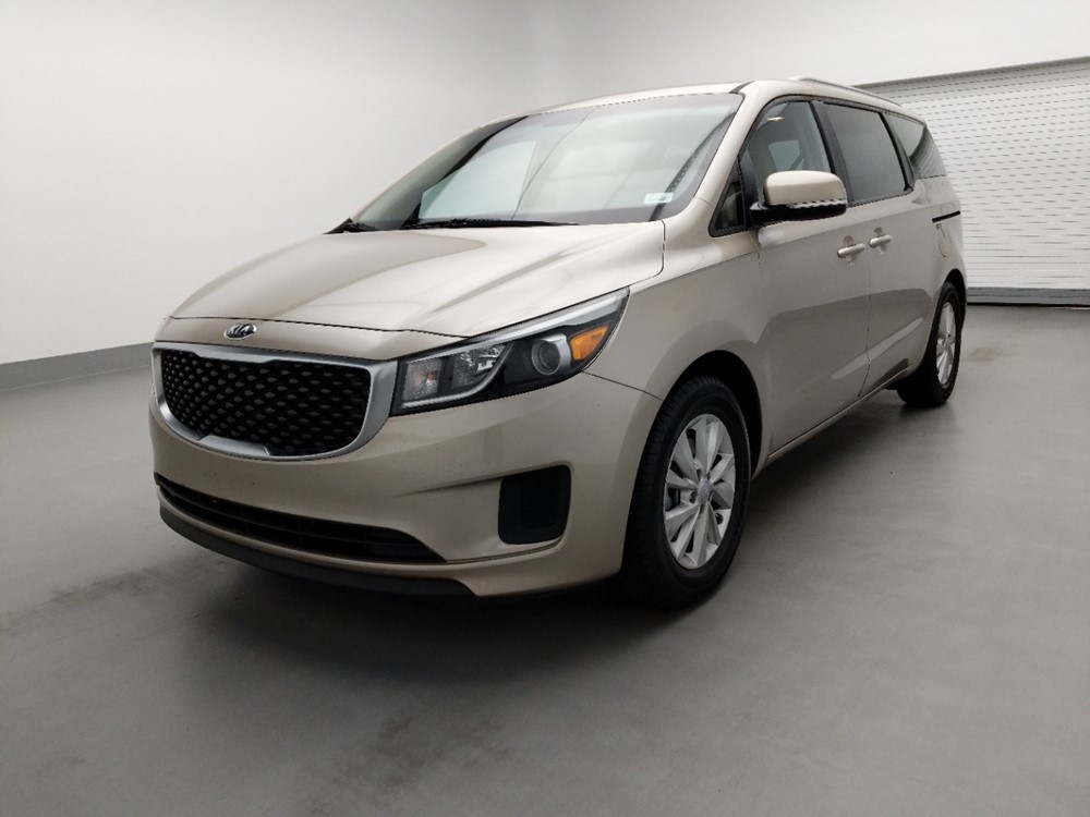 Used 2015 Kia Sedona Driver Front Bumper