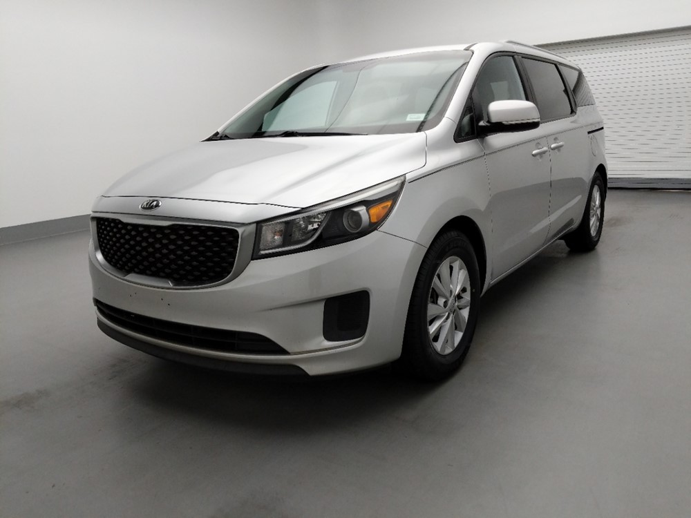 Used 2016 Kia Sedona Driver Front Bumper