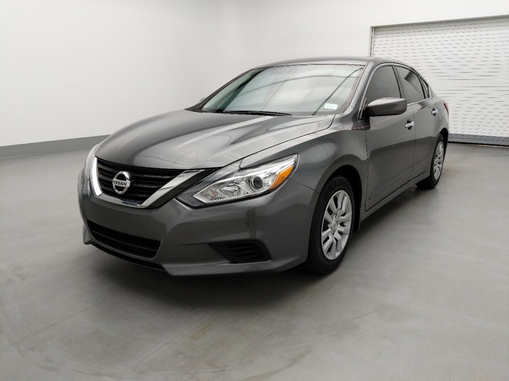 Used 2017 Nissan Altima Driver Front Bumper